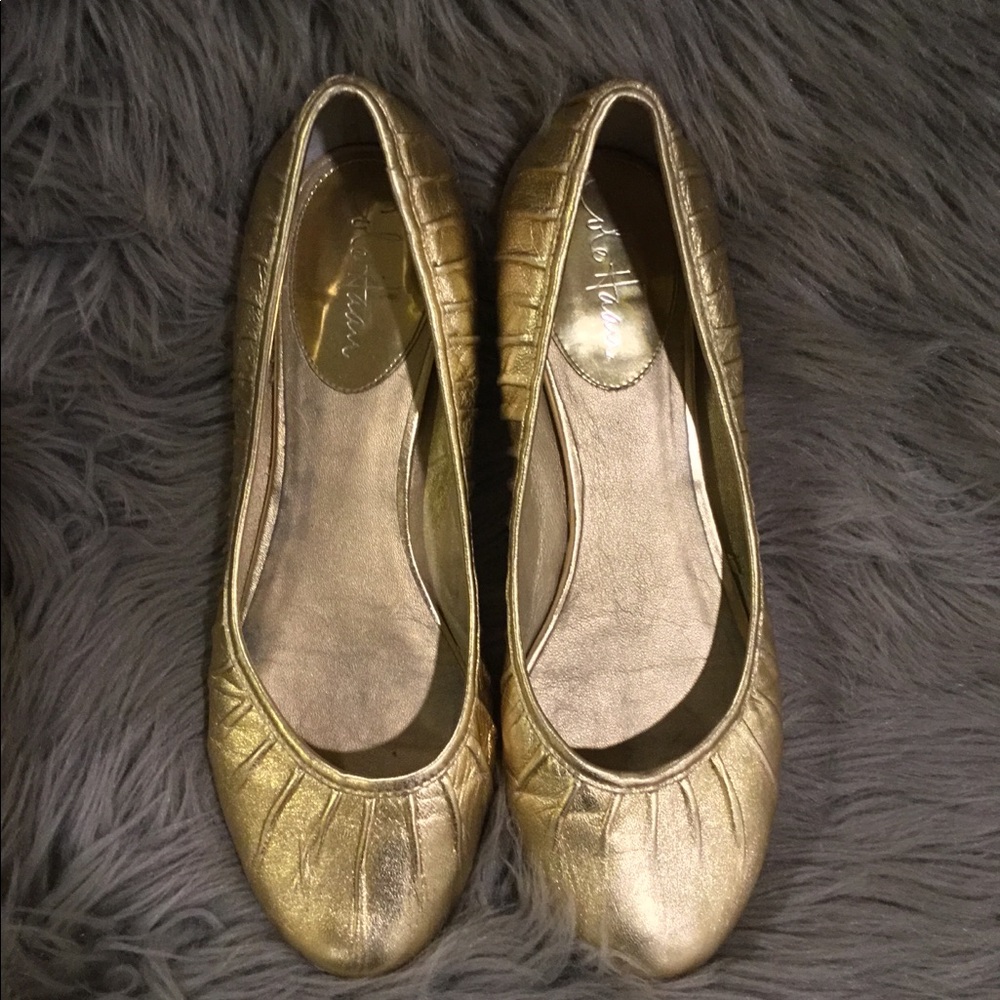 Gold Flats ***SOLD***